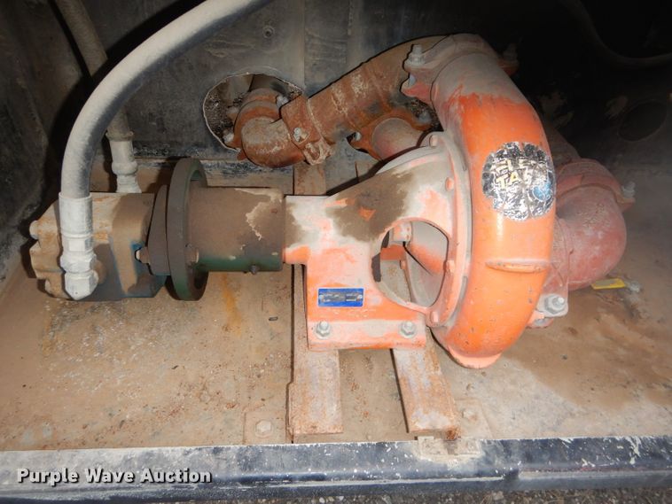 image for item DH4330 1991 Peterbilt 378 water truck