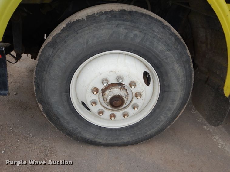 image for item DH4330 1991 Peterbilt 378 water truck