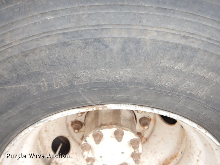 image for item DH4330 1991 Peterbilt 378 water truck