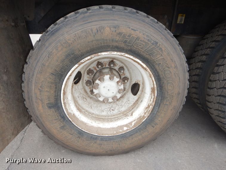 image for item DH4330 1991 Peterbilt 378 water truck