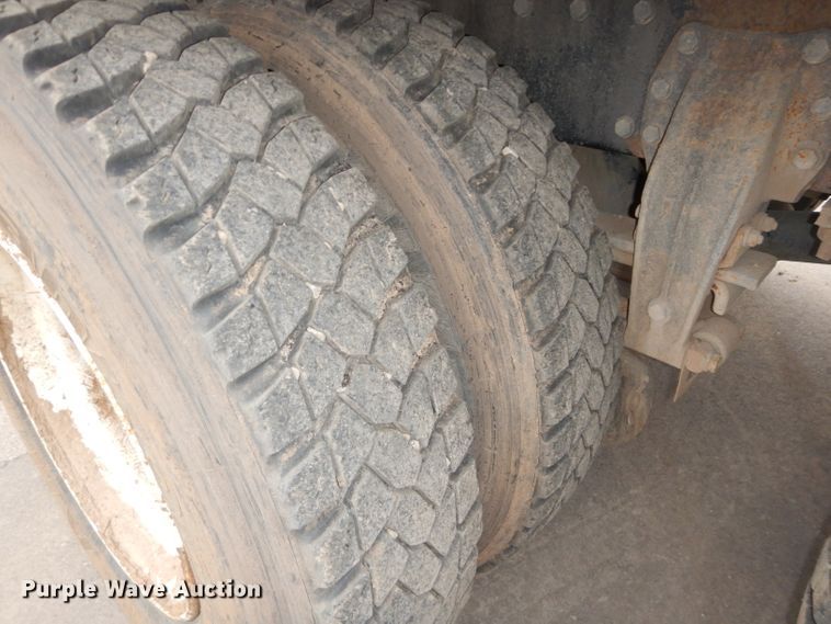 image for item DH4330 1991 Peterbilt 378 water truck