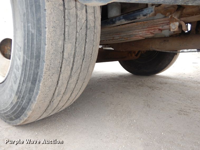 image for item DH4330 1991 Peterbilt 378 water truck