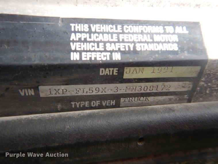 image for item DH4330 1991 Peterbilt 378 water truck