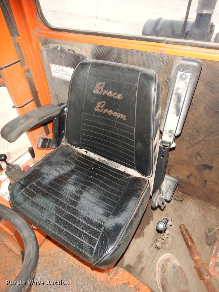 image for item DH4331 Broce RJT350 broom