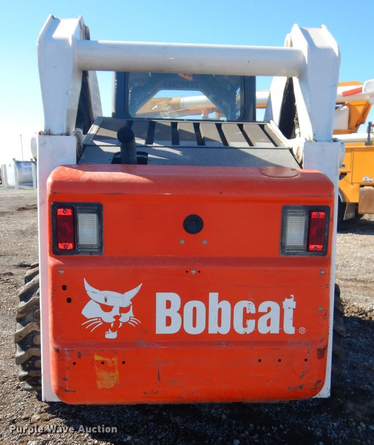 image for item DH4340 2008 Bobcat S250 skid steer