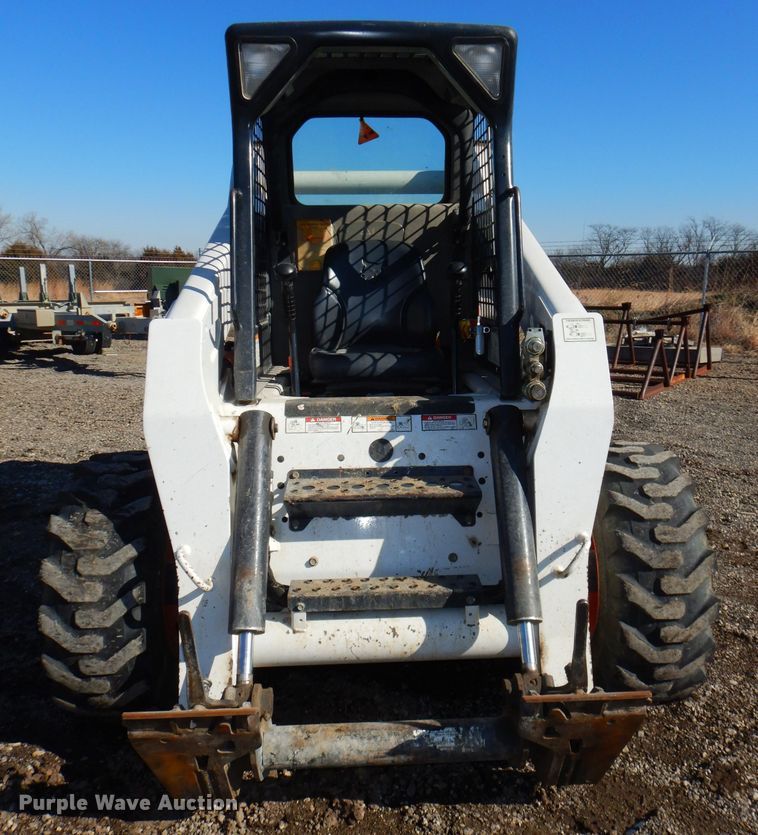 image for item DH4340 2008 Bobcat S250 skid steer