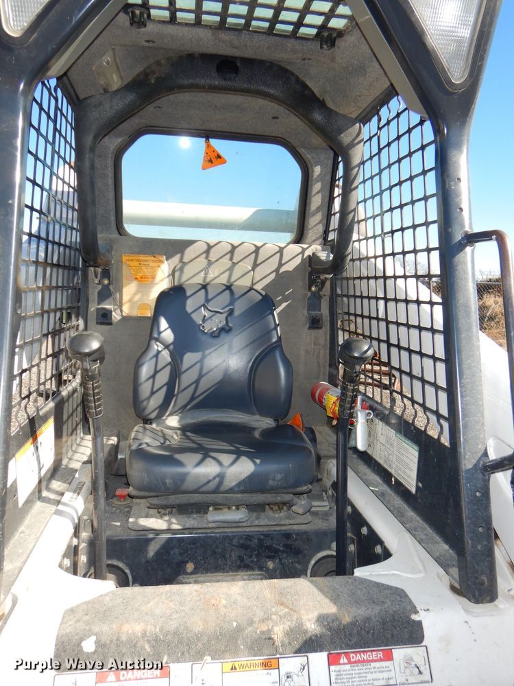 image for item DH4340 2008 Bobcat S250 skid steer