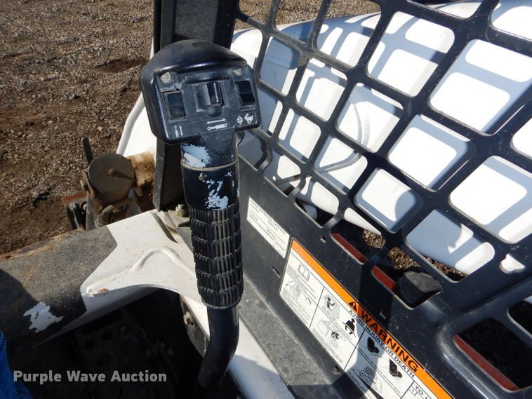 image for item DH4340 2008 Bobcat S250 skid steer