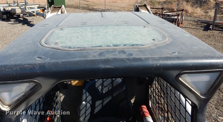 image for item DH4340 2008 Bobcat S250 skid steer