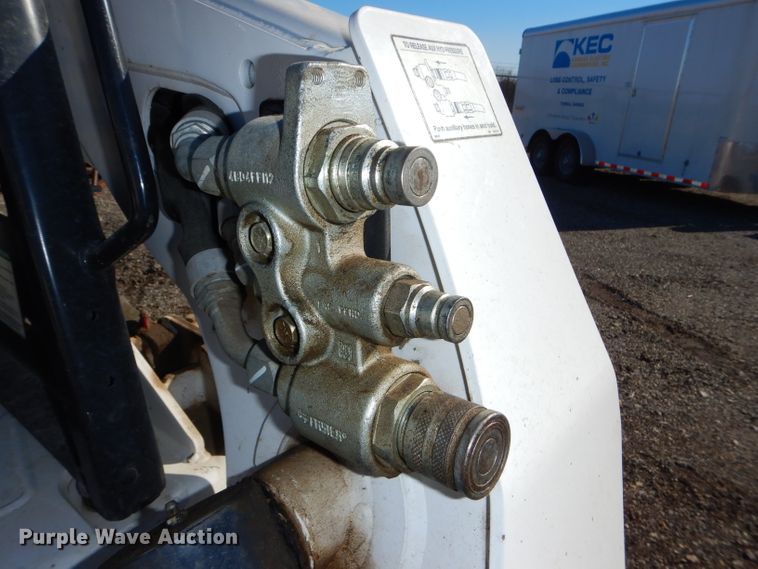 image for item DH4340 2008 Bobcat S250 skid steer