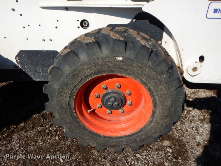 image for item DH4340 2008 Bobcat S250 skid steer