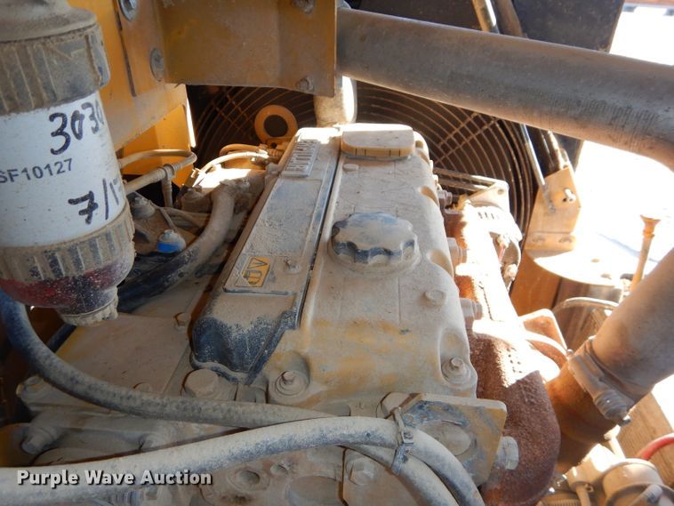 image for item DH4343 2004 Vermeer BC1400XL wood chipper