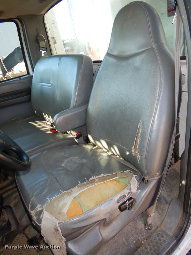 image for item DH4344 2006 Ford F750 Super Duty forestry bucket truck