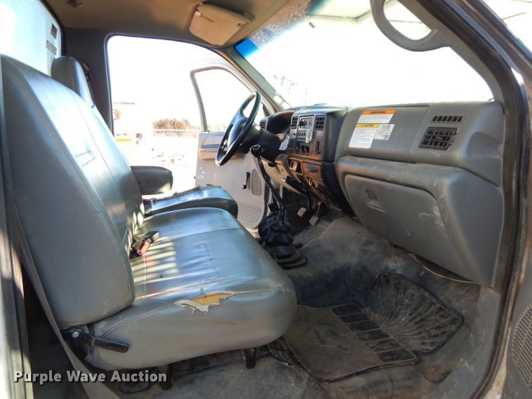 image for item DH4344 2006 Ford F750 Super Duty forestry bucket truck