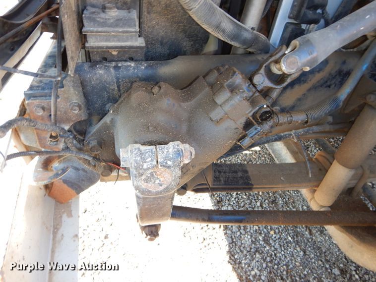 image for item DH4344 2006 Ford F750 Super Duty forestry bucket truck