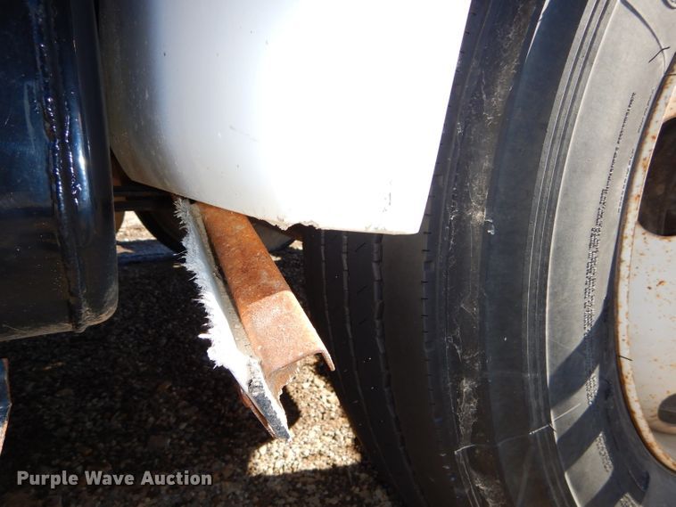 image for item DH4344 2006 Ford F750 Super Duty forestry bucket truck