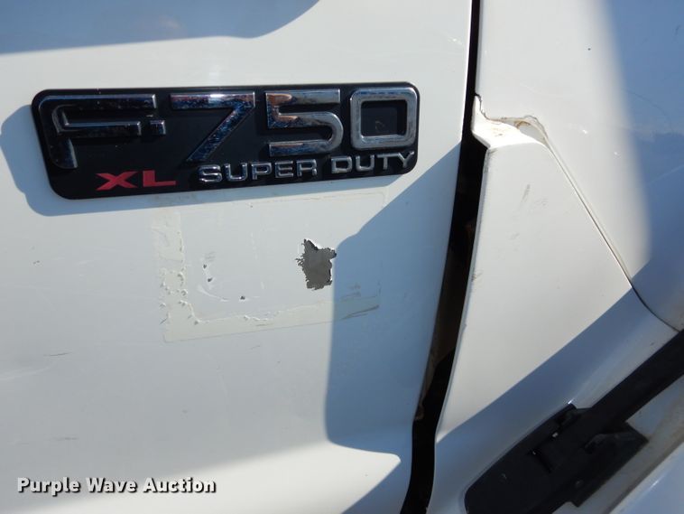 image for item DH4344 2006 Ford F750 Super Duty forestry bucket truck