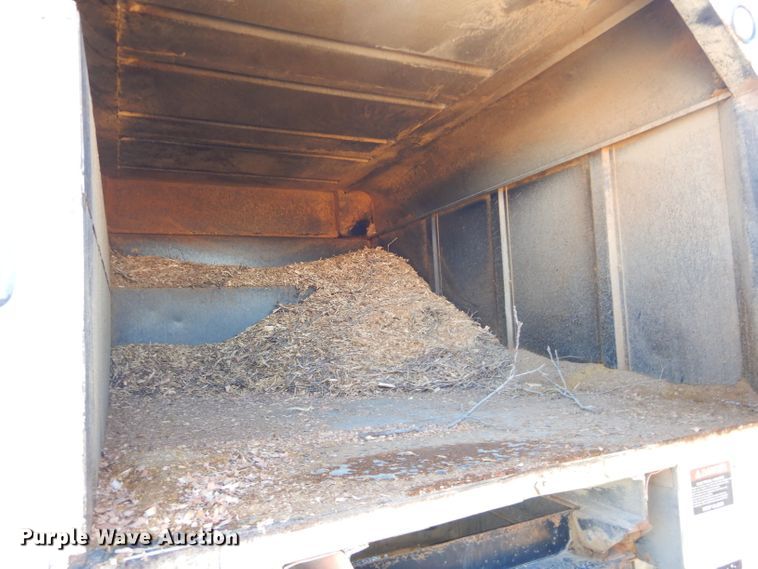 image for item DH4344 2006 Ford F750 Super Duty forestry bucket truck