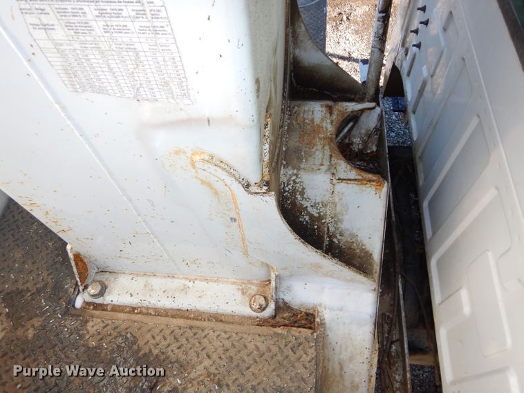 image for item DH4344 2006 Ford F750 Super Duty forestry bucket truck