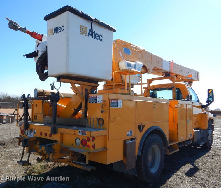 image for item DH4345 2007 Chevrolet C8500 bucket truck