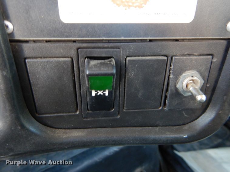 image for item DH4345 2007 Chevrolet C8500 bucket truck