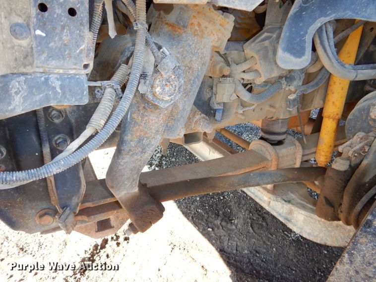 image for item DH4345 2007 Chevrolet C8500 bucket truck