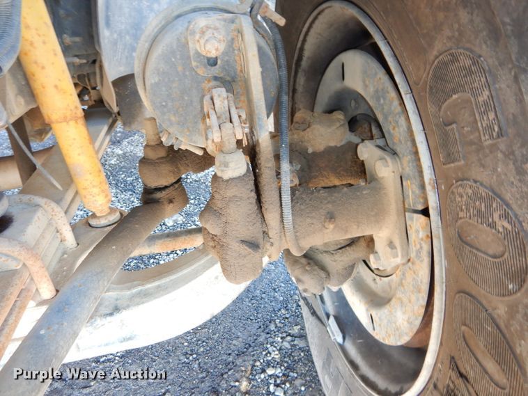 image for item DH4345 2007 Chevrolet C8500 bucket truck