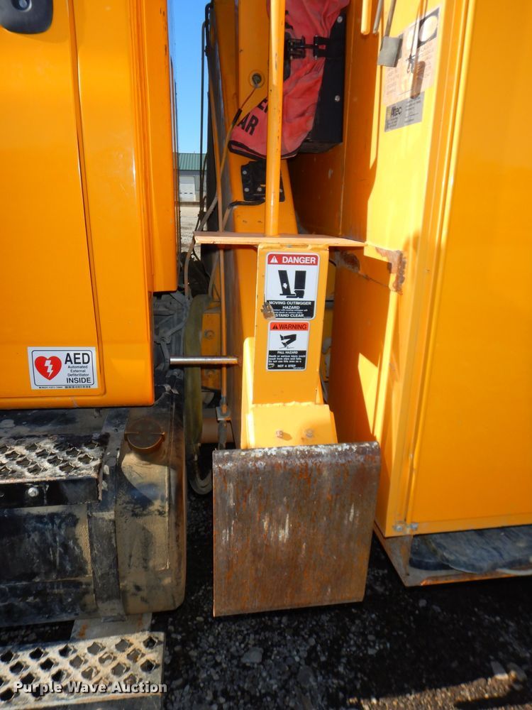 image for item DH4345 2007 Chevrolet C8500 bucket truck