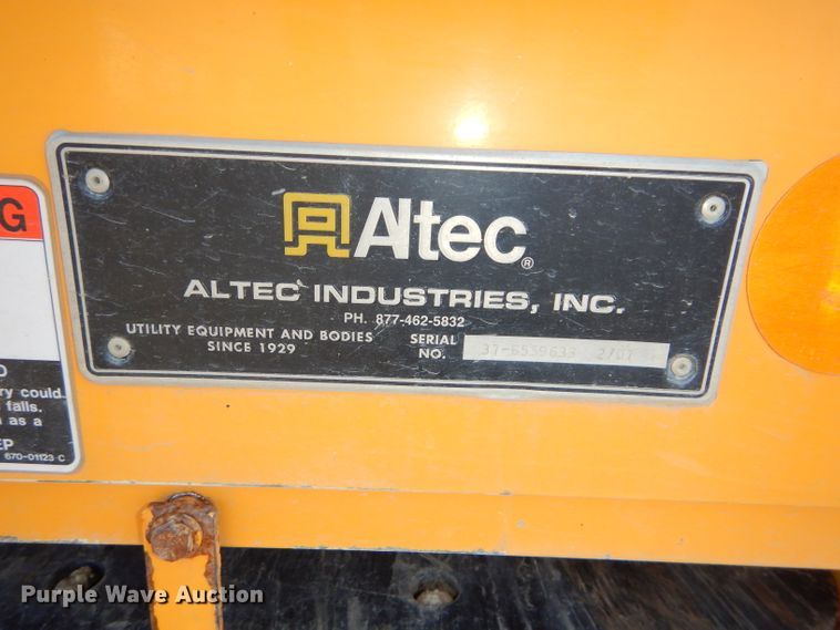 image for item DH4345 2007 Chevrolet C8500 bucket truck