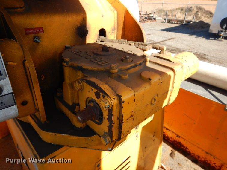 image for item DH4345 2007 Chevrolet C8500 bucket truck