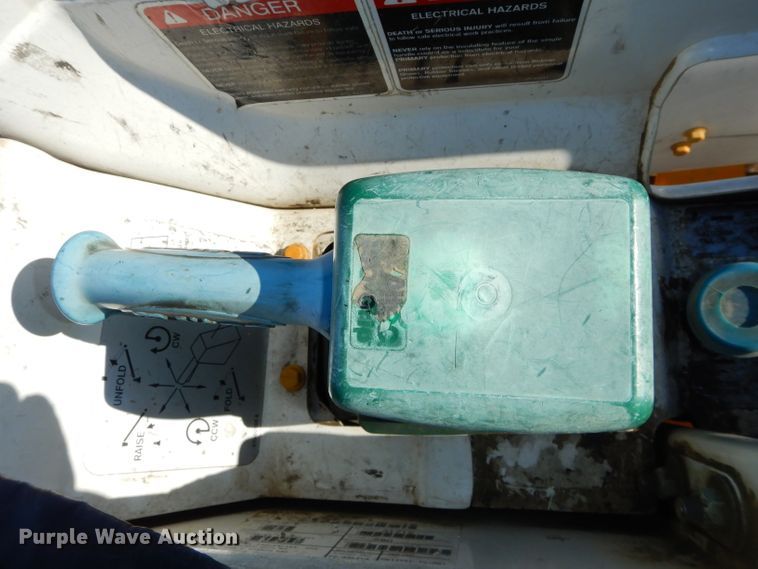 image for item DH4345 2007 Chevrolet C8500 bucket truck