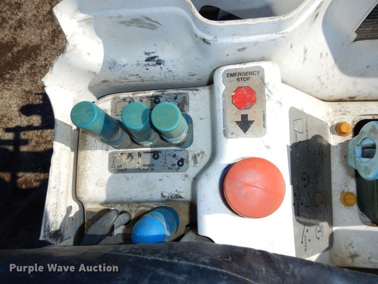 image for item DH4345 2007 Chevrolet C8500 bucket truck