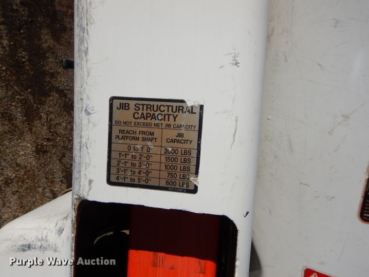 image for item DH4345 2007 Chevrolet C8500 bucket truck