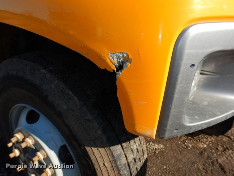 image for item DH4345 2007 Chevrolet C8500 bucket truck