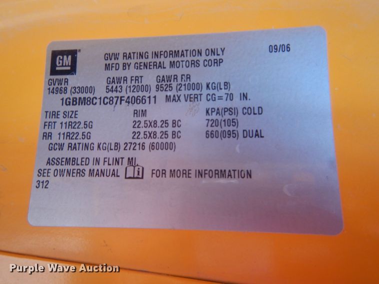 image for item DH4345 2007 Chevrolet C8500 bucket truck