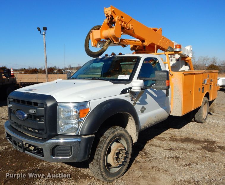 image for item DH4346 2013 Ford F550 Super Duty bucket truck