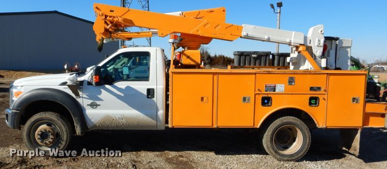 image for item DH4346 2013 Ford F550 Super Duty bucket truck