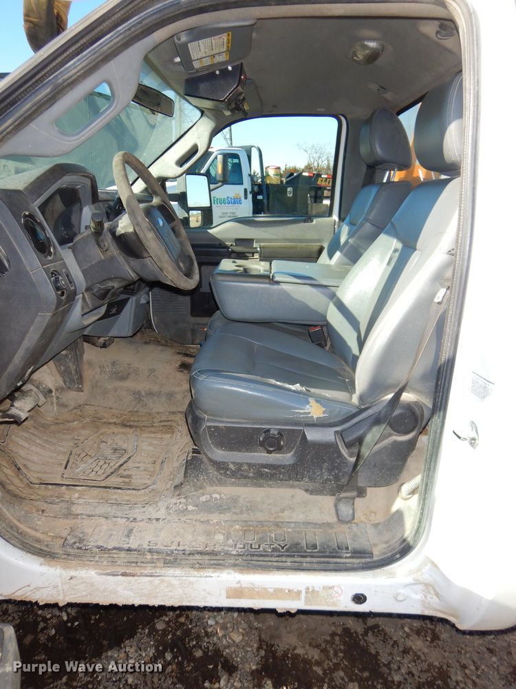 image for item DH4346 2013 Ford F550 Super Duty bucket truck