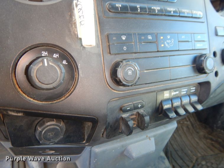 image for item DH4346 2013 Ford F550 Super Duty bucket truck