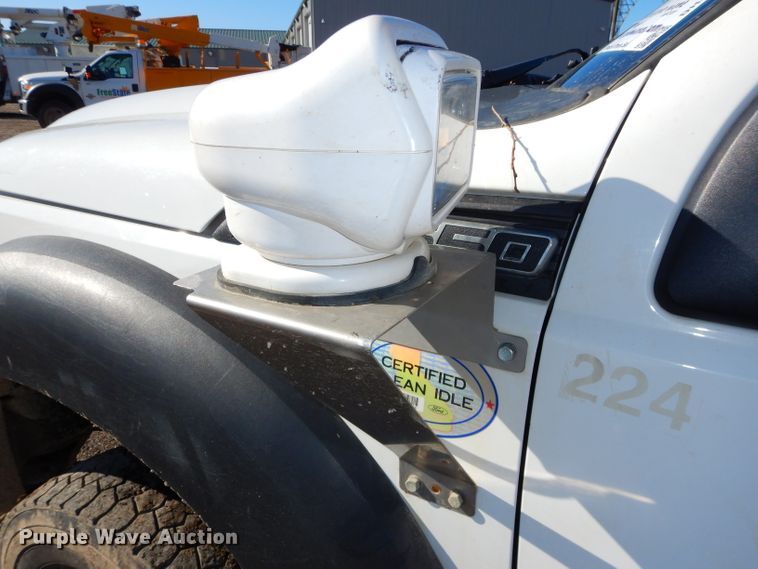 image for item DH4346 2013 Ford F550 Super Duty bucket truck