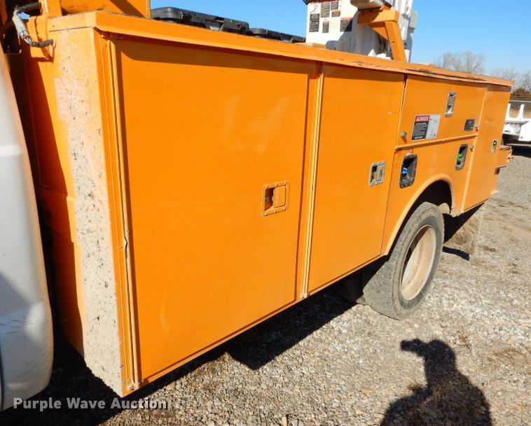 image for item DH4346 2013 Ford F550 Super Duty bucket truck
