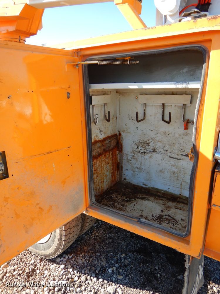 image for item DH4346 2013 Ford F550 Super Duty bucket truck