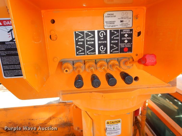 image for item DH4346 2013 Ford F550 Super Duty bucket truck