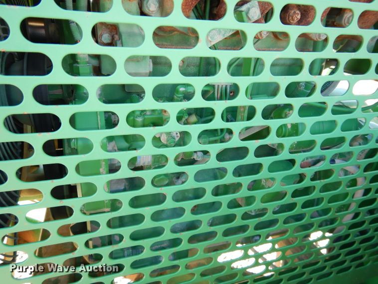 image for item DH4347 1998 Brush Bandit 250XP wood chipper