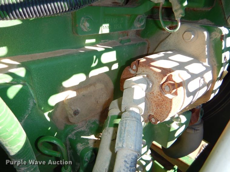 image for item DH4347 1998 Brush Bandit 250XP wood chipper