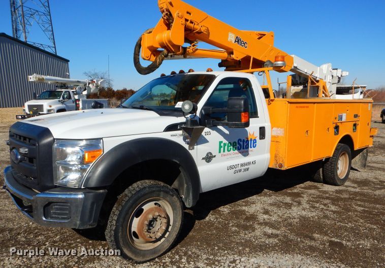 image for item DH4348 2013 Ford F550 Super Duty bucket truck