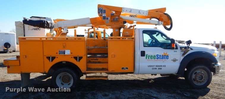 image for item DH4348 2013 Ford F550 Super Duty bucket truck