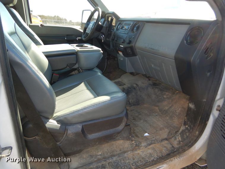 image for item DH4348 2013 Ford F550 Super Duty bucket truck