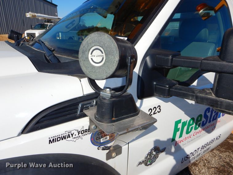 image for item DH4348 2013 Ford F550 Super Duty bucket truck