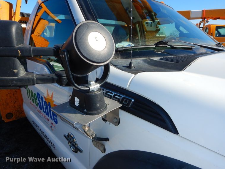 image for item DH4348 2013 Ford F550 Super Duty bucket truck
